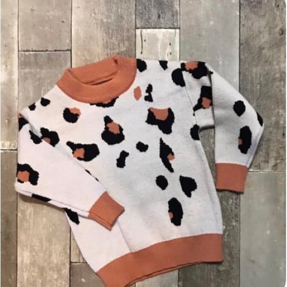 Other - Orange Cream Leopard Sweater Pullover